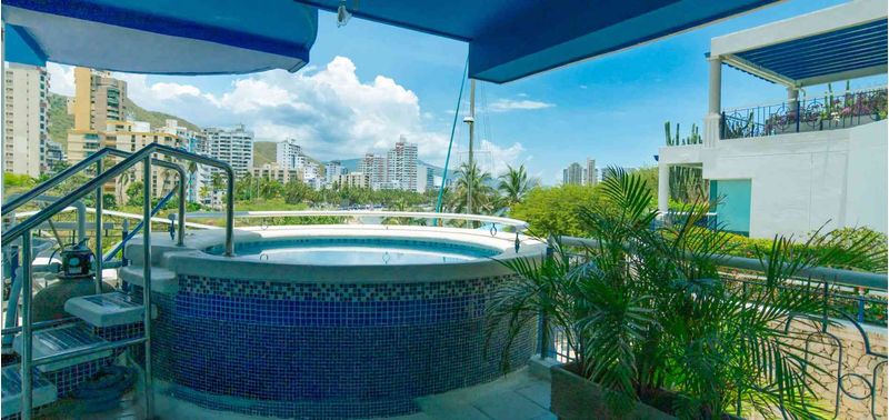Apartamento en Venta en Santa Marta, Santa Marta (Distrito Turistico Cultural E Historico)-2