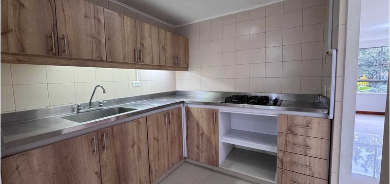 Apartamento en Venta en Medellín, El Poblado-12