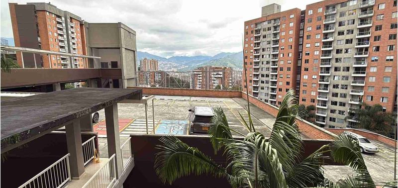 Apartamento en Venta en Envigado, La Cuenca-3