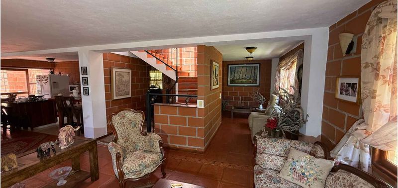 Casa en Venta en Medellín, Santa Elena-0