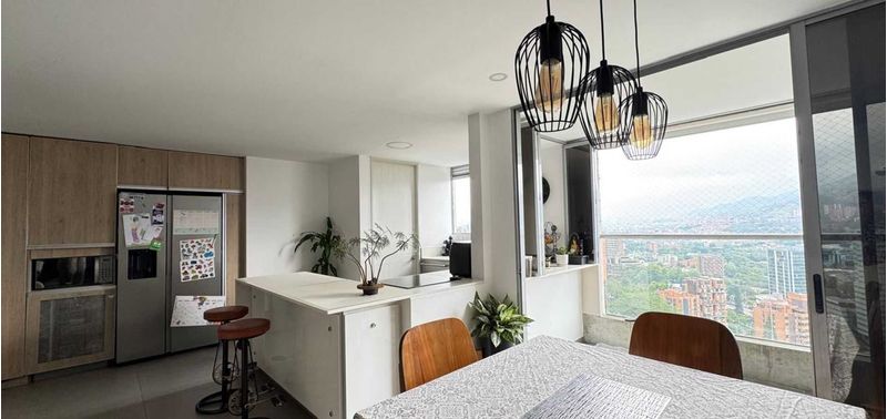 Apartamento en Venta en Medellín, Castropol-0