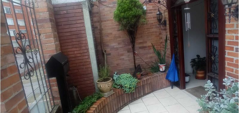 Casa en Venta en Bogotá, D.C., La Esmeralda-1