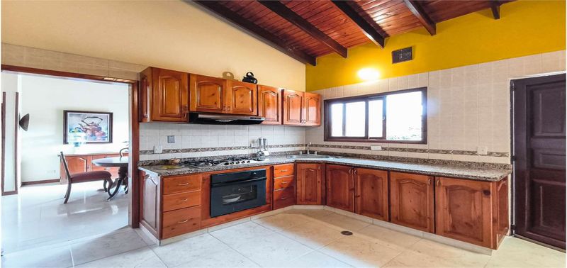Casa en Venta en Chía, Vereda Samaria-12