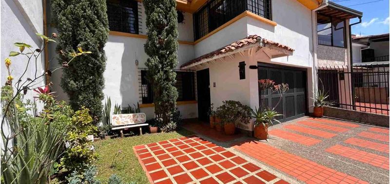 Casa en Venta en Medellín, Belén La Palma