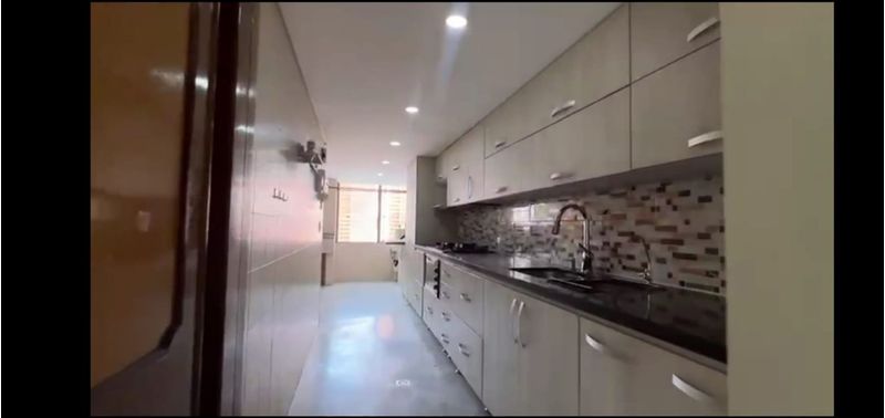Apartamento en Venta en Medellín, Laureles-6
