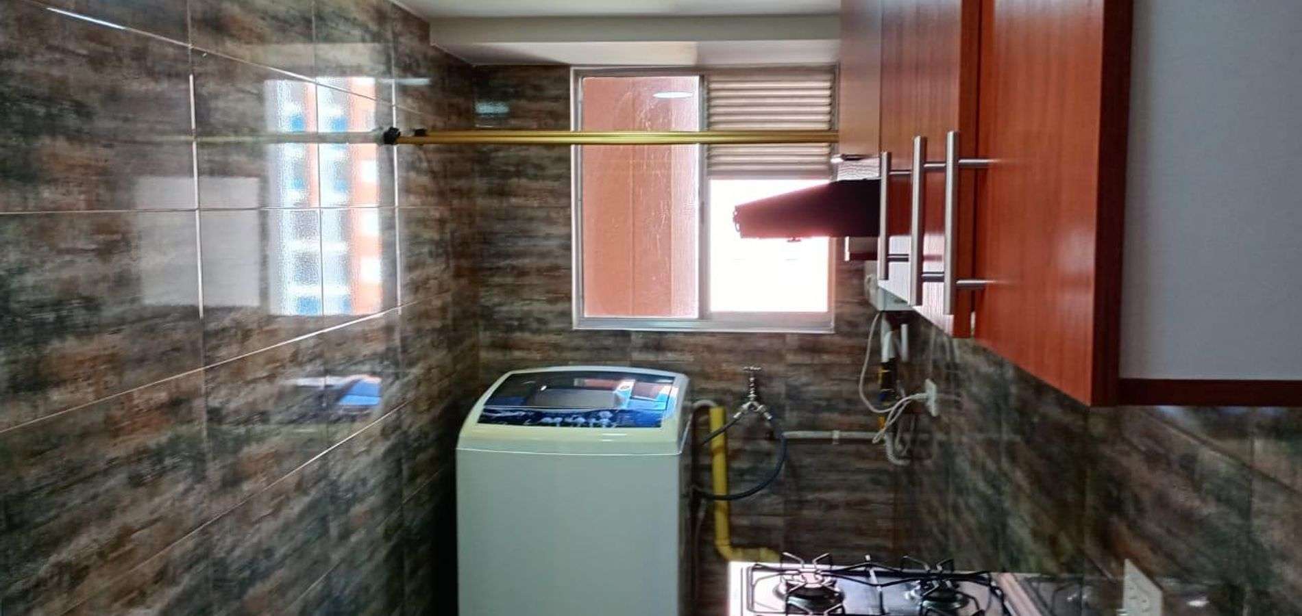 Apartamento en Venta en Bogotá, D.C., Altos de Madrid-0