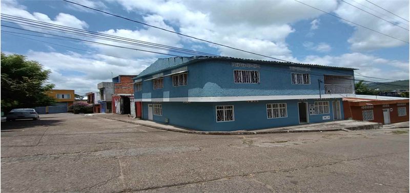 Casa en Venta en Girardot, Miraflores