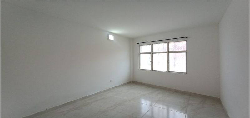 Casa en Venta en Girardot, Miraflores-5
