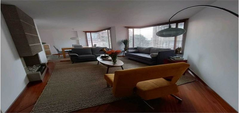 Apartamento en Venta en Bogotá, D.C., Los Rosales Emaús-0