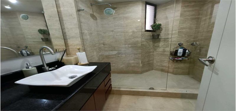 Apartamento en Venta en Bogotá, D.C., Los Rosales Emaús-26