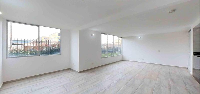 Apartamento en Venta en Madrid, san pedro-1