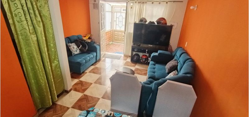 Casa en Venta en Bogotá, D.C., Compartir-2