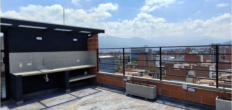 Apartamento en Venta en Medellín, Laureles-5