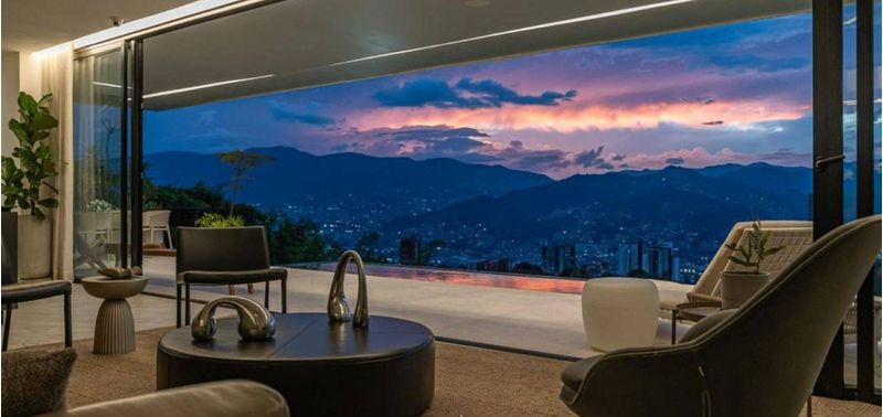 Casa en Venta en Medellín, El Poblado-0