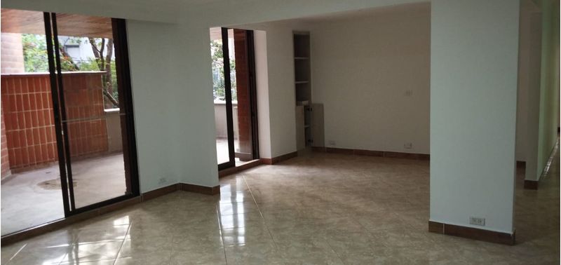 Apartamento en Venta en Medellín, Laureles-7