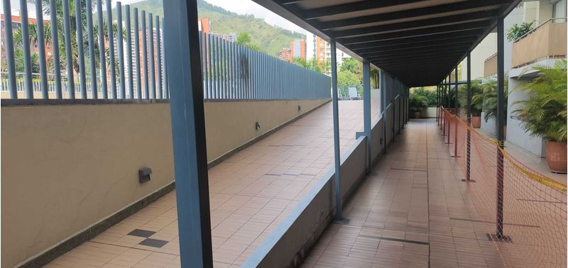Apartamento en Venta en Medellín, Belén Loma de los Bernal-19