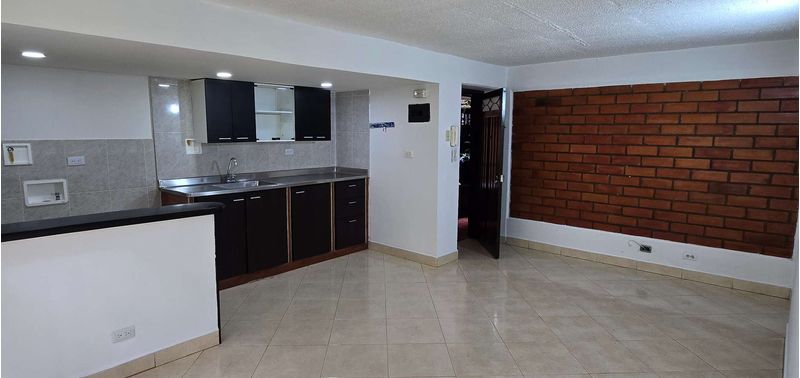 Apartamento en Venta en Medellín, San Antonio de Prado-1