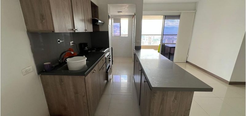 Apartamento en Venta en Envigado, Los Ángeles-0