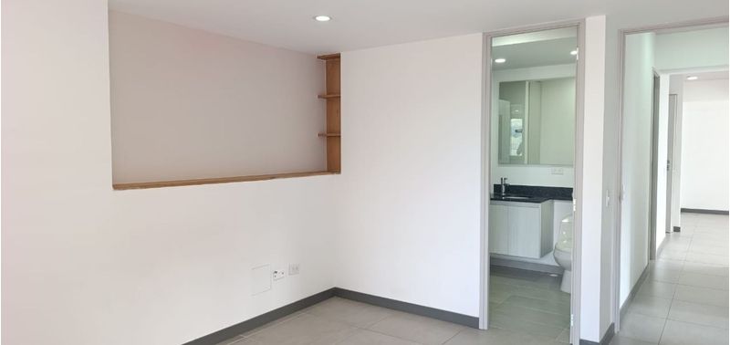 Apartamento en Venta en Sabaneta, Las Lomitas-1