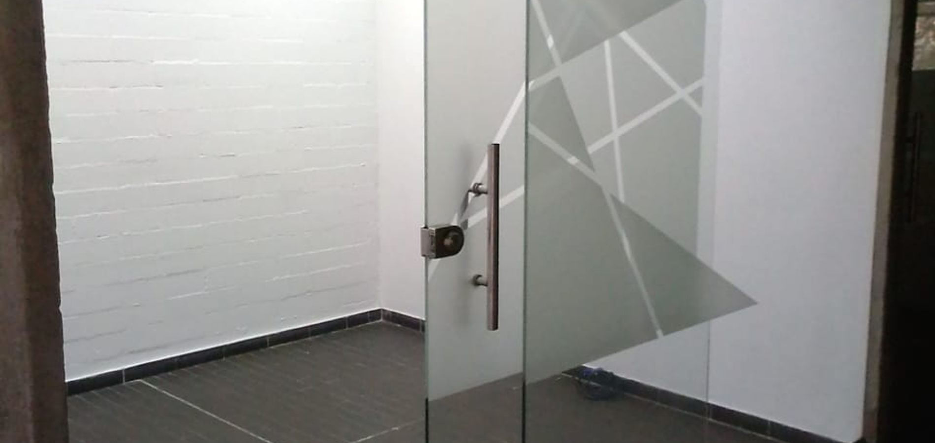 Oficina en Venta en Medellín, El Poblado-0