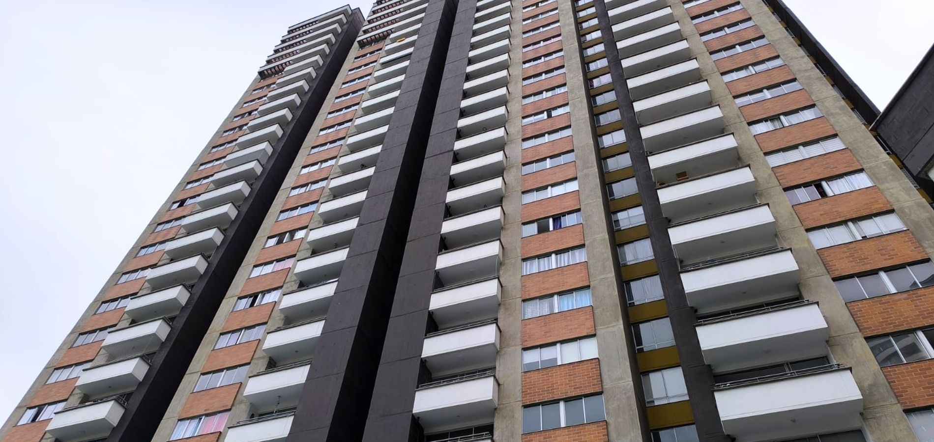 Apartamento en Venta en Bello, San Gabriel-0