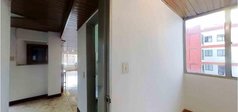 Apartamento en Venta en Bogotá, D.C., Puentelargo-2