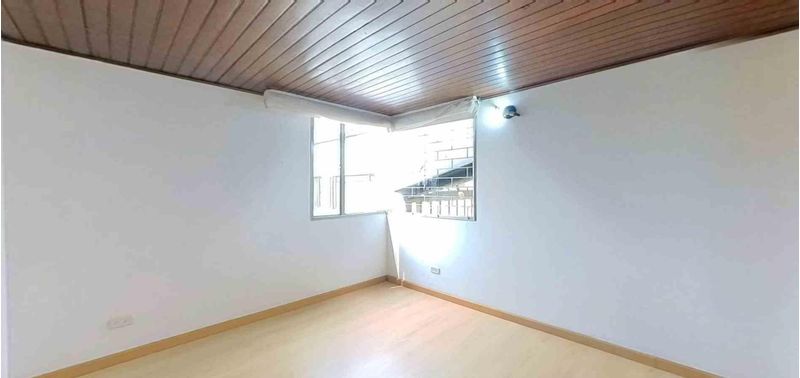 Apartamento en Venta en Bogotá, D.C., Puentelargo-3
