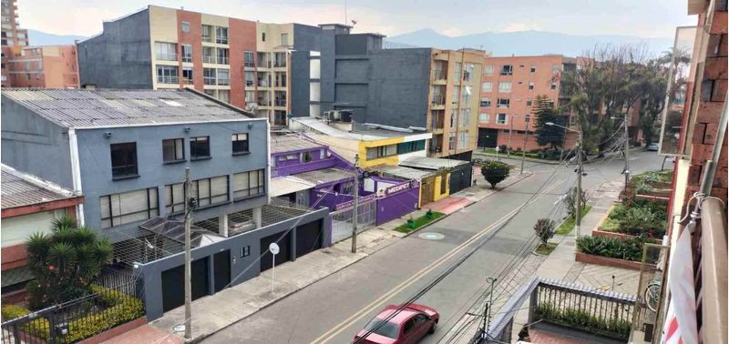 Apartamento en Venta en Bogotá, D.C., Puentelargo-27
