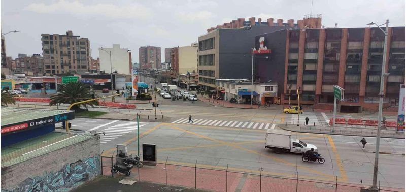 Apartamento en Venta en Bogotá, D.C., Puentelargo-29