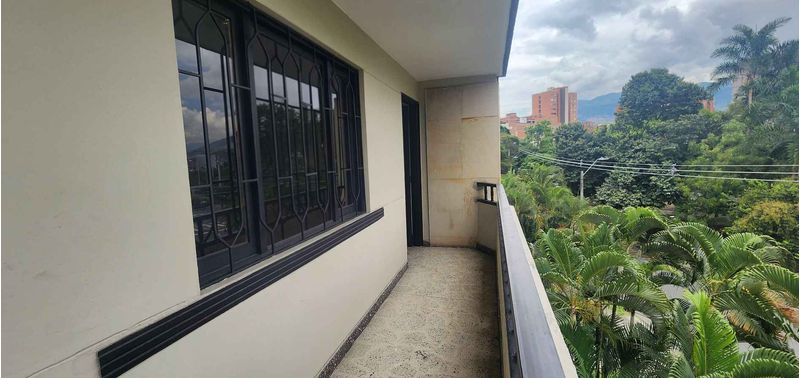 Apartamento en Venta en Medellín, Nutibara-0
