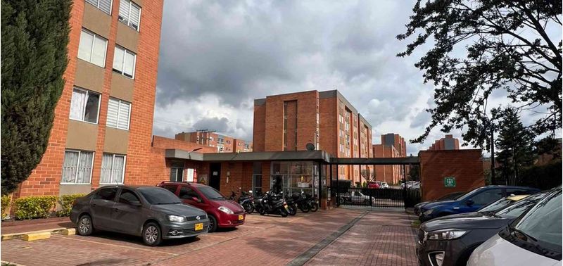 Apartamento en Venta en Bogotá, D.C., Urbanización Ciudad Bolívar-0