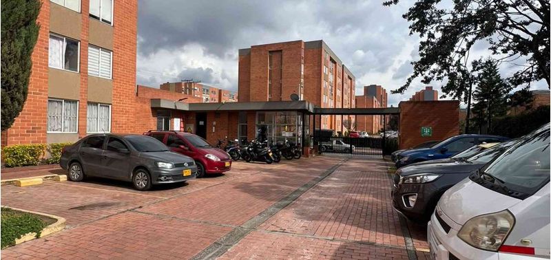 Apartamento en Venta en Bogotá, D.C., Urbanización Ciudad Bolívar-11