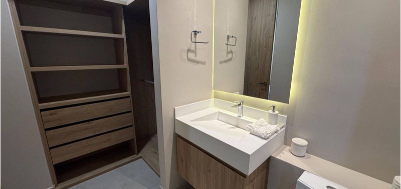 Apartamento en Venta en Medellín, El Poblado-5