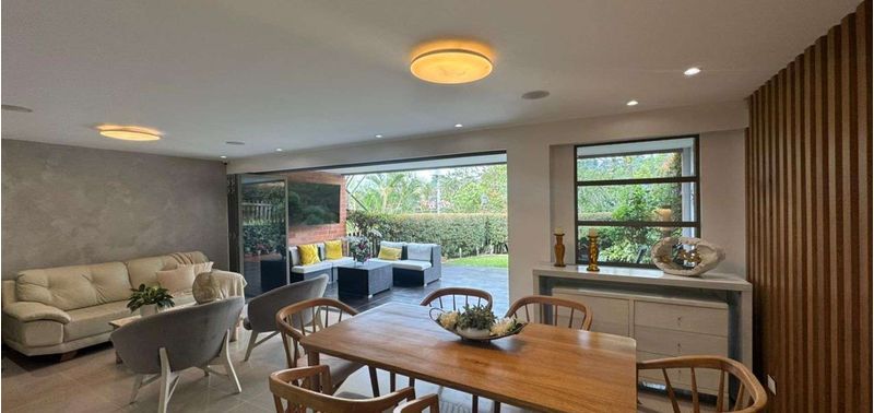 Casa en Venta en Envigado, Alto De Palmas