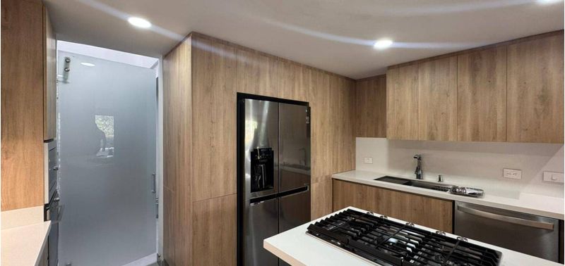 Casa en Venta en Envigado, Alto De Palmas-3