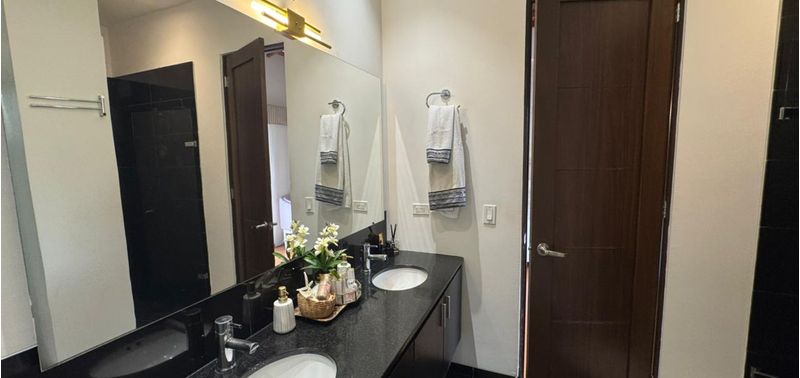 Casa en Venta en Envigado, Alto De Palmas-17