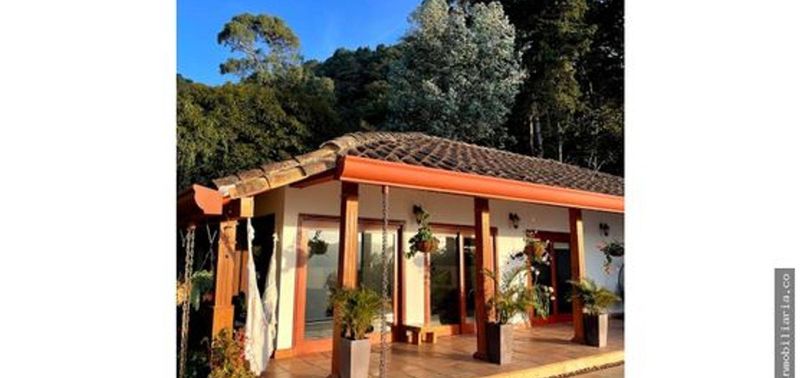 Casa en Venta en Envigado, Las Palmas-1