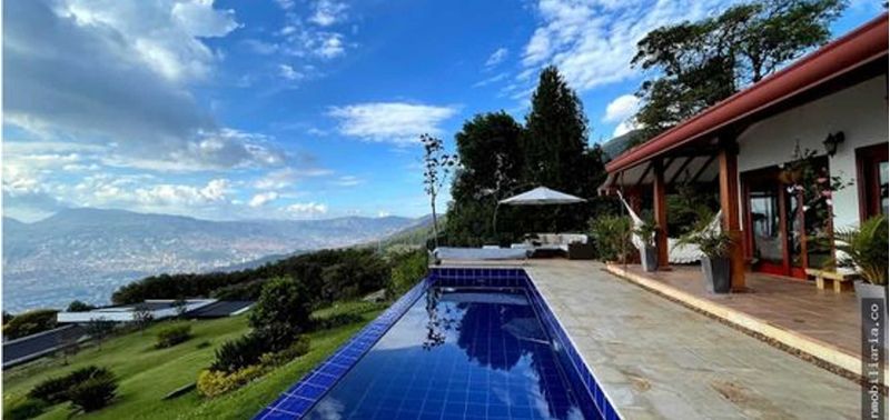 Casa en Venta en Envigado, Las Palmas-3