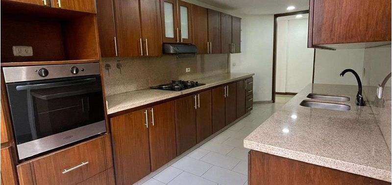 Apartamento en Venta en Envigado, Las Orquideas-1