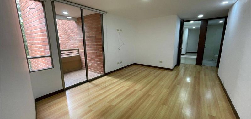 Apartamento en Venta en Envigado, Las Orquideas-3
