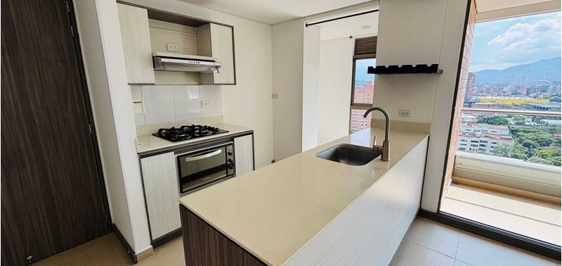 Apartamento en Venta en Medellín, Suramericana-4