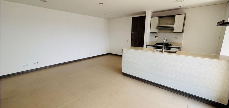 Apartamento en Venta en Medellín, Suramericana-5