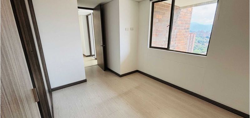 Apartamento en Venta en Medellín, Suramericana-12