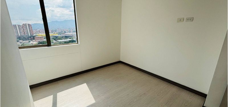 Apartamento en Venta en Medellín, Suramericana-13