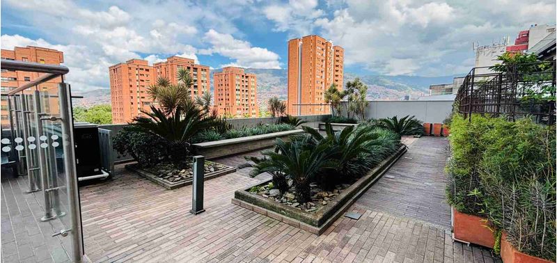 Apartamento en Venta en Medellín, Suramericana-23
