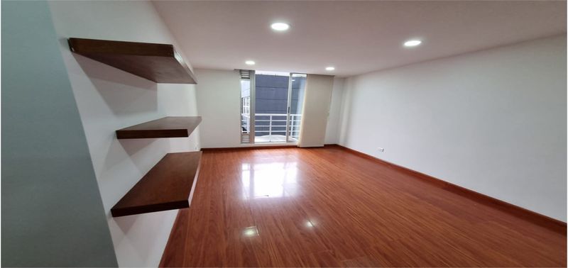 Apartamento en Venta en Bogotá, D.C., El Verbenal-Usaquén-0