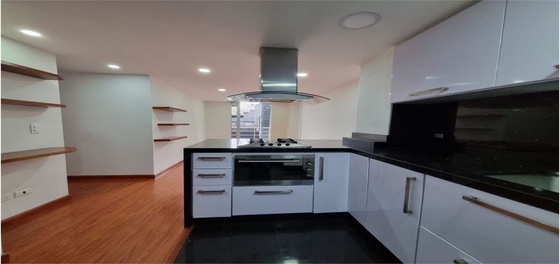Apartamento en Venta en Bogotá, D.C., El Verbenal-Usaquén-2