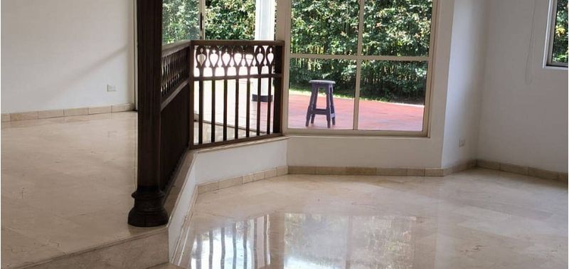 Casa en Venta en Medellín, Las Lomas-1