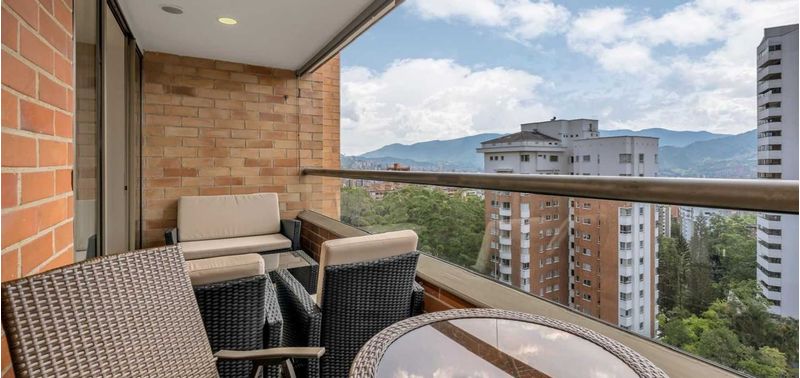Apartamento en Venta en Medellín, El Poblado-1