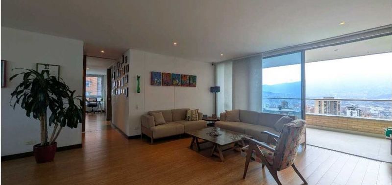 Apartamento en Venta en Medellín, Los Balsos-2